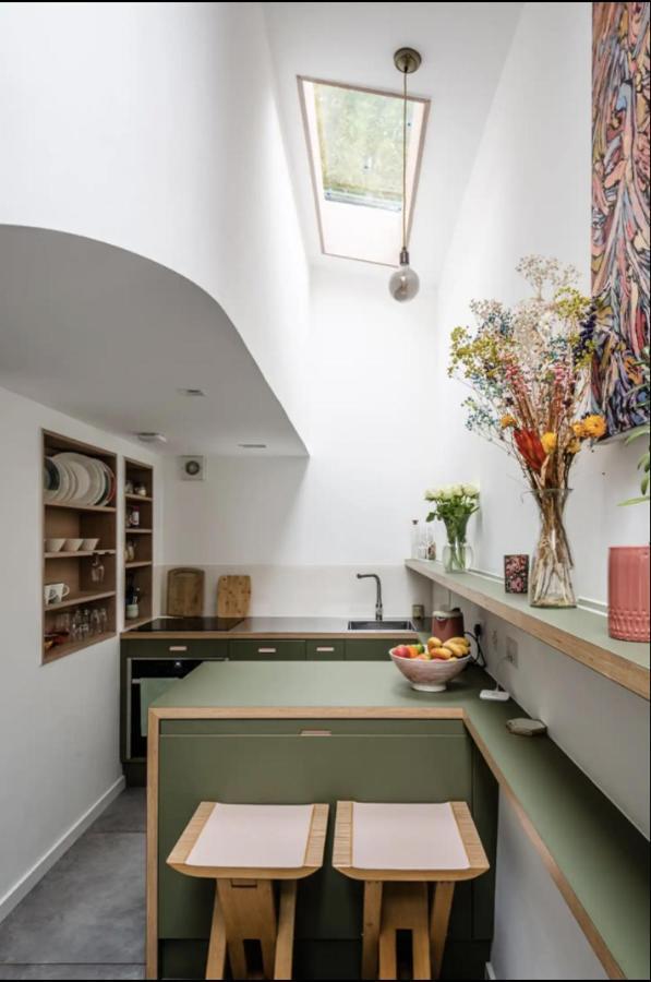 Entire Home On Victoria Park London Exterior photo